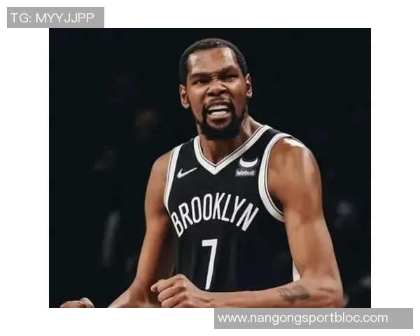 名嘴建议独行侠重建应围绕弗拉格展开其他球员交易需谨慎考虑